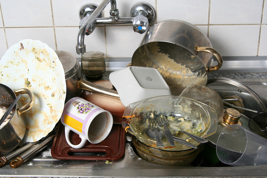 How to Get Messy Housemates to Clean Up After Themselves